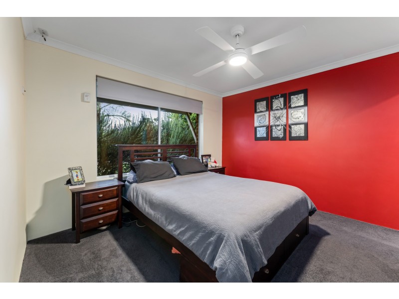 1 Coppice Court, Banksia Grove WA 6031