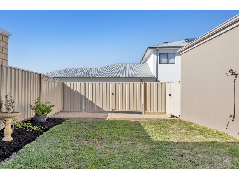 19 Abeona Parade, Madora Bay WA 6210