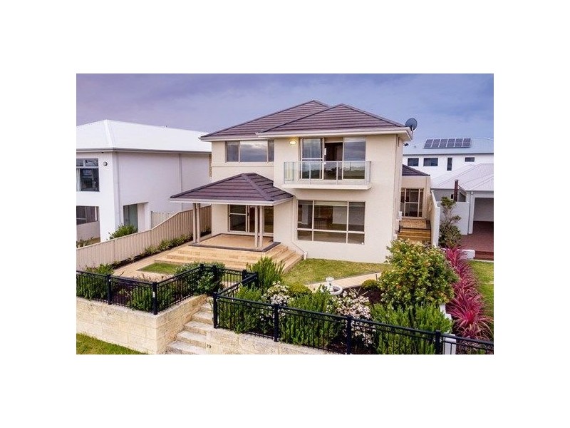 19 Abeona Parade, Madora Bay WA 6210