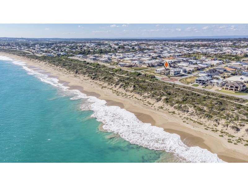 19 Abeona Parade, Madora Bay WA 6210