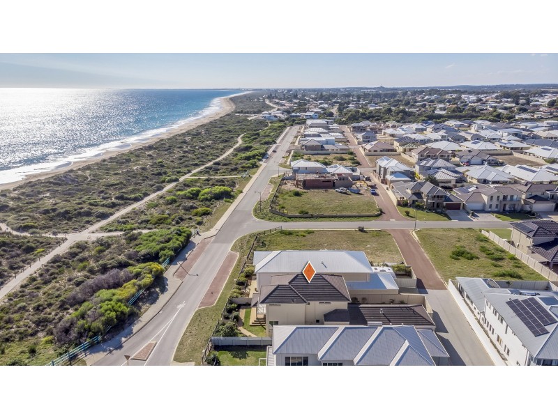 19 Abeona Parade, Madora Bay WA 6210