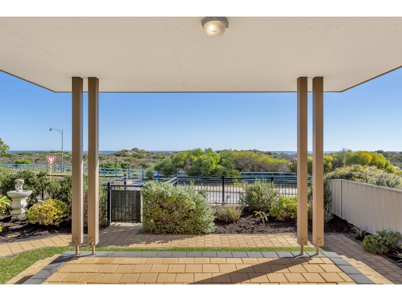 19 Abeona Parade, Madora Bay WA 6210