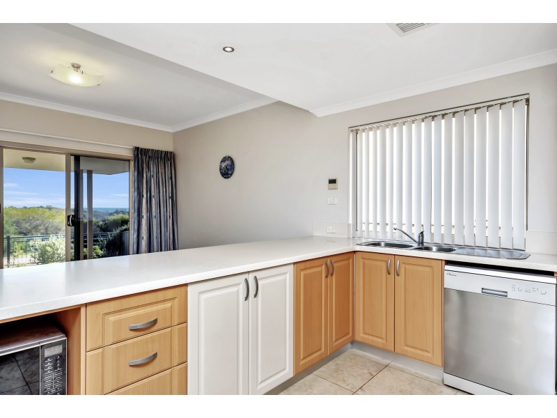 19 Abeona Parade, Madora Bay WA 6210