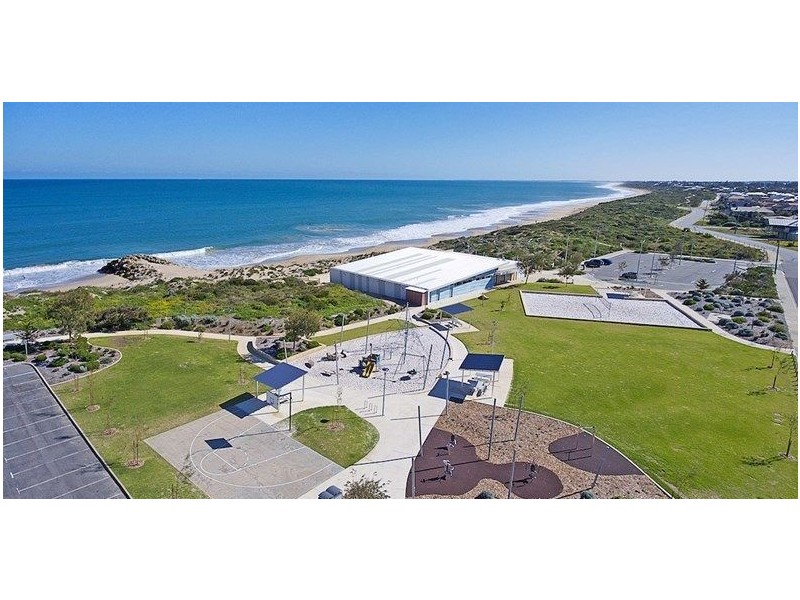 19 Abeona Parade, Madora Bay WA 6210