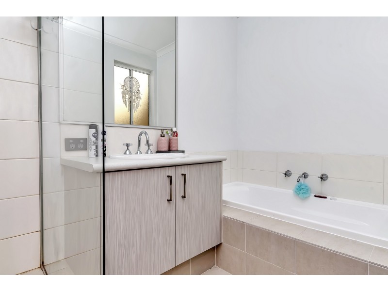 46 Mallina Crescent, Golden Bay WA 6174