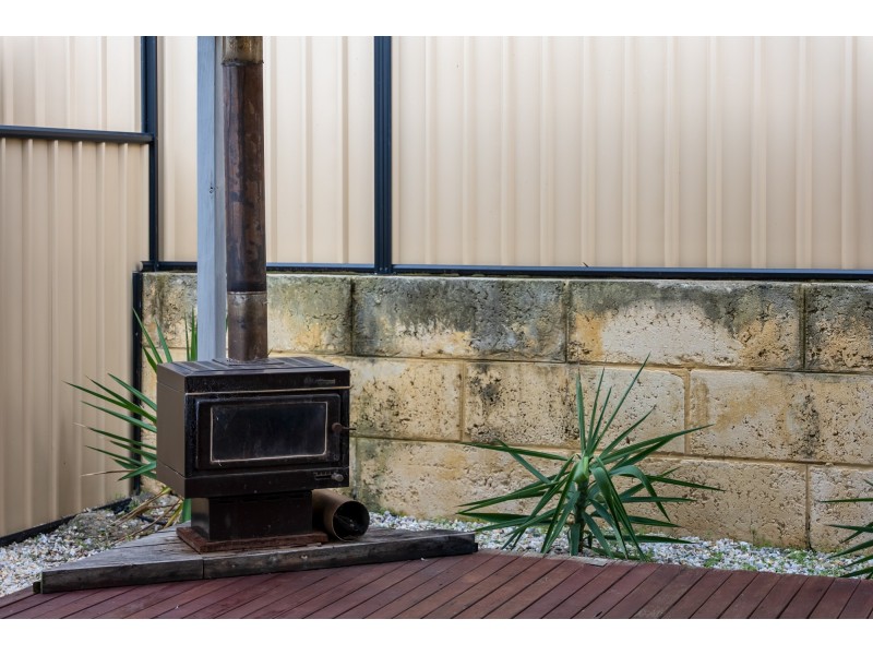 30 Rocklands Loop, Carramar WA 6031