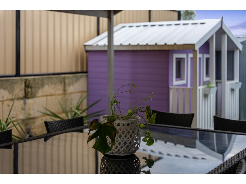 30 Rocklands Loop, Carramar WA 6031