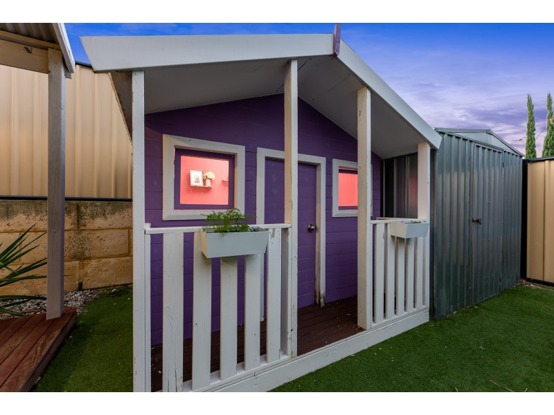 30 Rocklands Loop, Carramar WA 6031