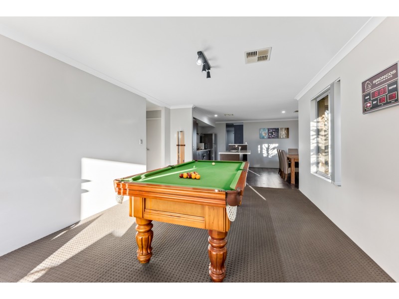 9 Astrolux Court, Banksia Grove WA 6031