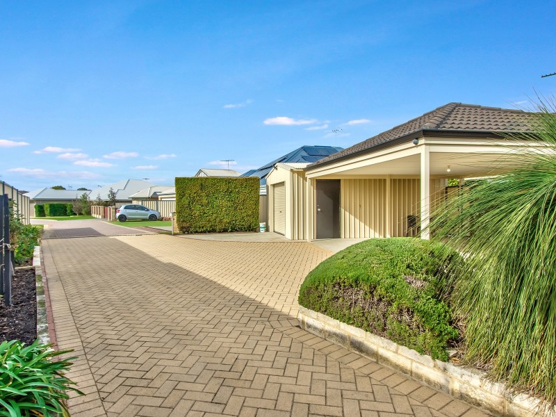 9 Dundas Court, Bertram WA 6167