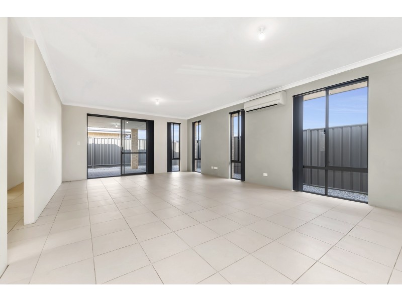 18 Rubylou Crescent, Baldivis WA 6171