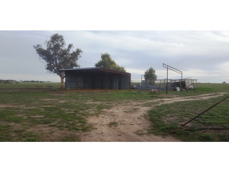 2858 Calingiri Road, Calingiri WA 6569