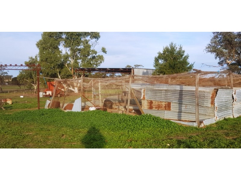 2858 Calingiri Road, Calingiri WA 6569