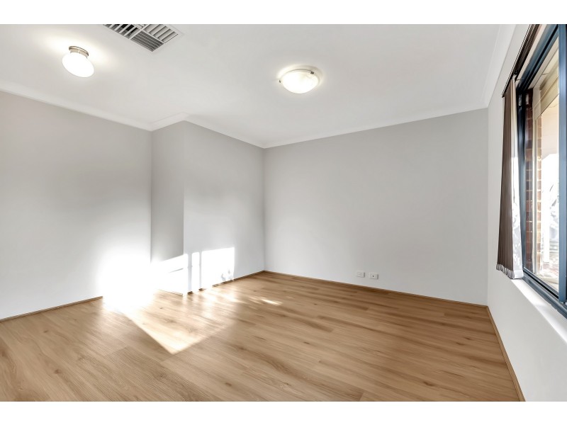 15 Lucidus Retreat, Greenfields WA 6210