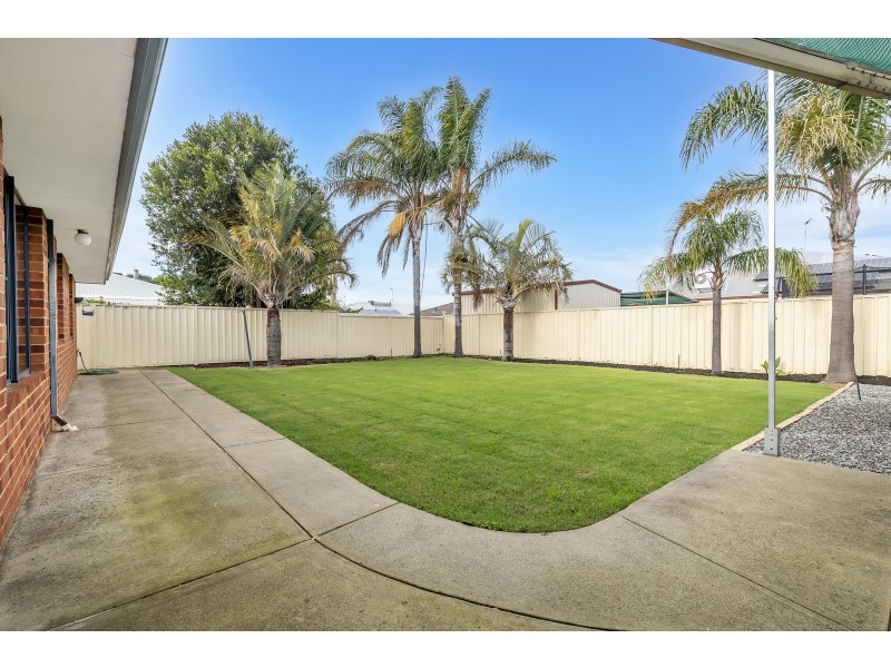 15 Lucidus Retreat, Greenfields WA 6210
