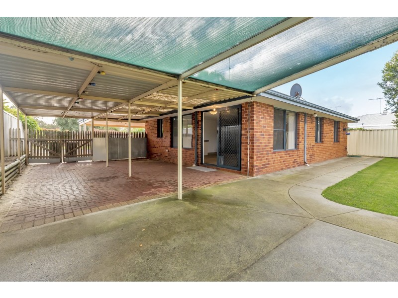 15 Lucidus Retreat, Greenfields WA 6210