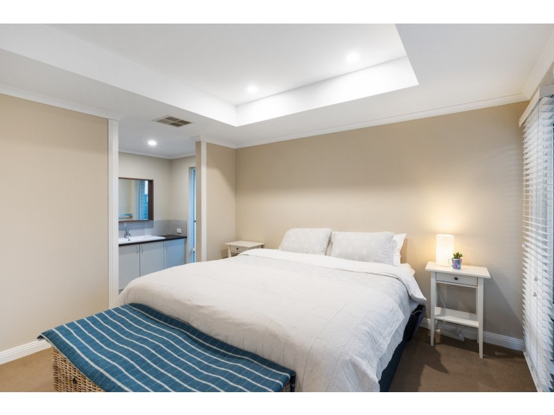 41 Elmhurst Drive, Clarkson WA 6030