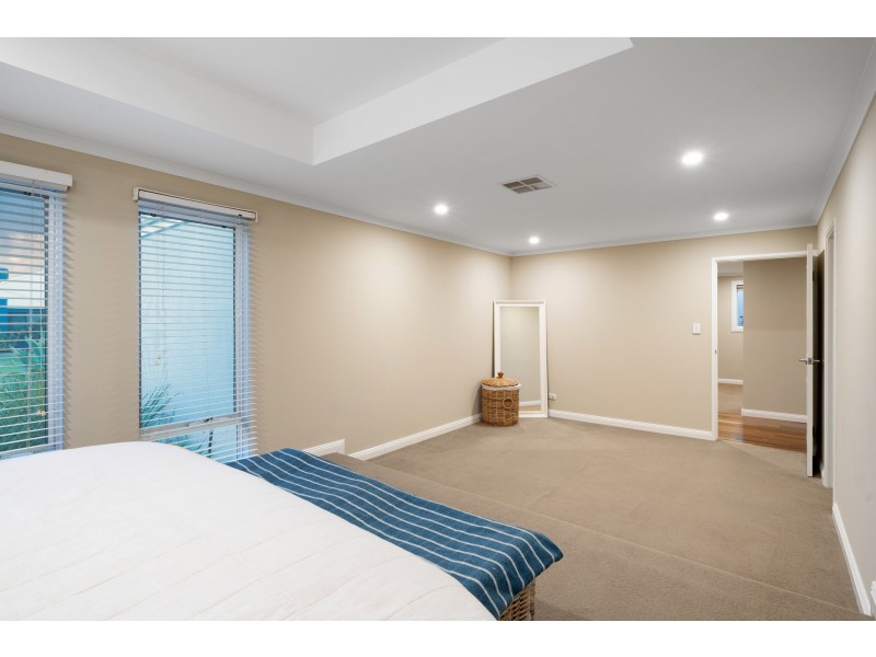 41 Elmhurst Drive, Clarkson WA 6030