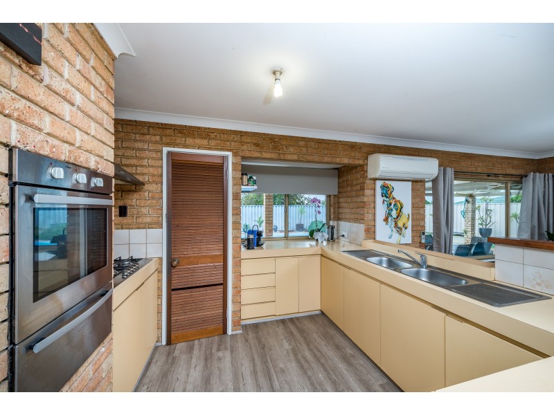 23 De Grey Court, Heathridge WA 6027