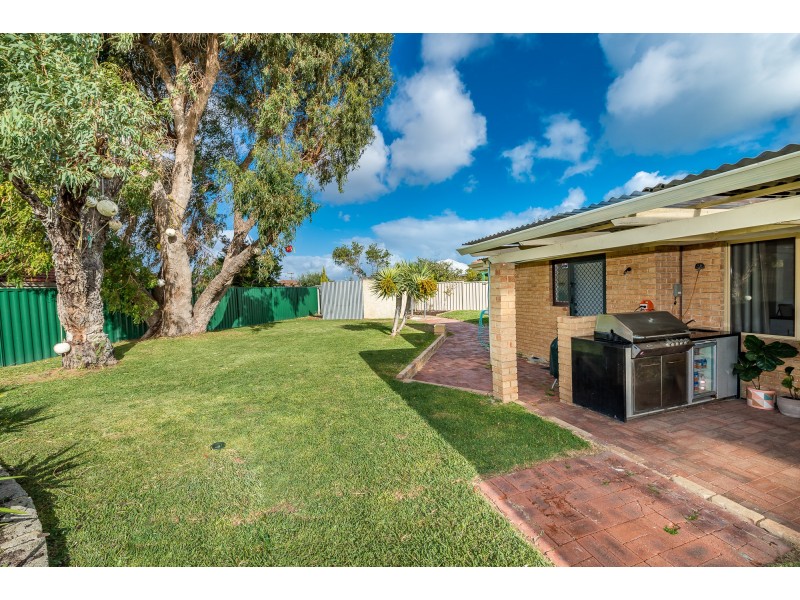 23 De Grey Court, Heathridge WA 6027