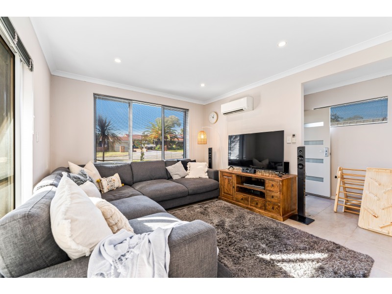 29 Halland Way, Westminster WA 6061