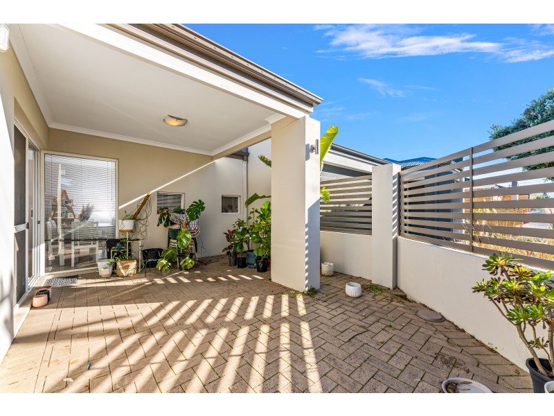 29 Halland Way, Westminster WA 6061