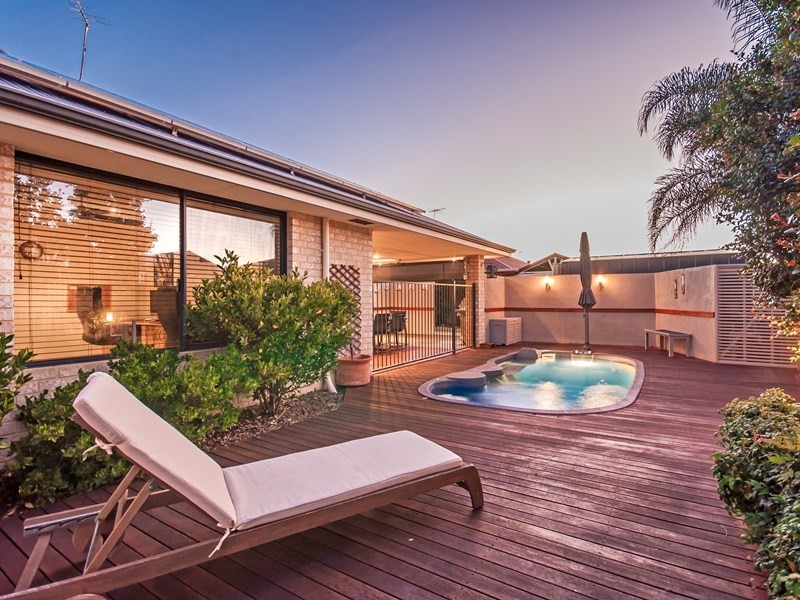 10 Addingham Crescent, Bertram WA 6167