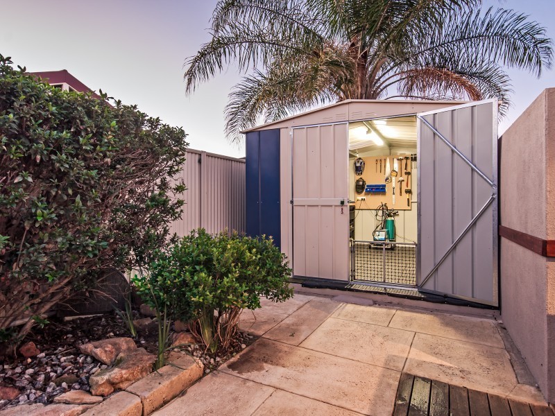 10 Addingham Crescent, Bertram WA 6167