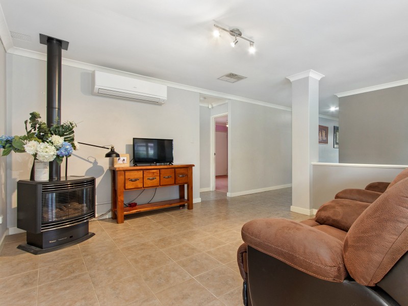 10 Addingham Crescent, Bertram WA 6167