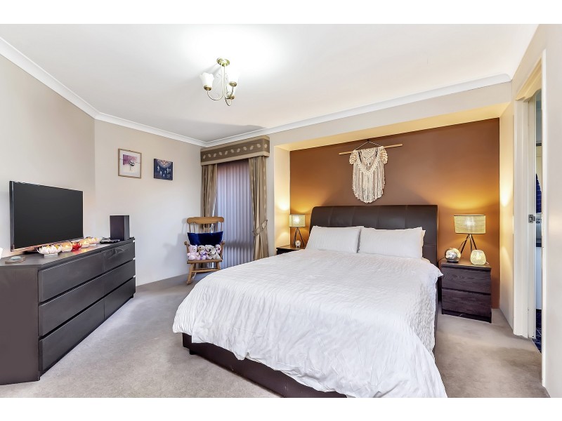 17 Carissa Turn, Halls Head WA 6210