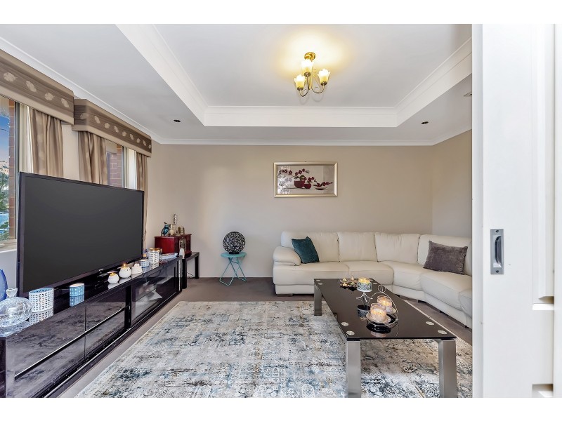 17 Carissa Turn, Halls Head WA 6210