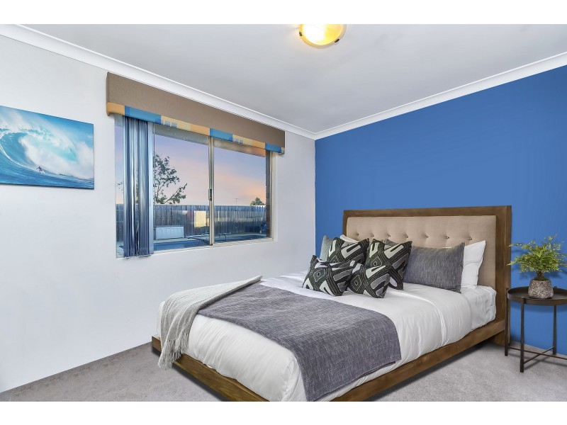 17 Carissa Turn, Halls Head WA 6210