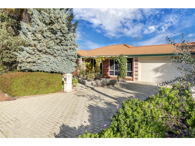 12 Mergate Court, Erskine WA 6210