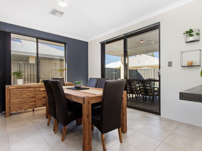 27 Holbeck Way, Baldivis WA 6171