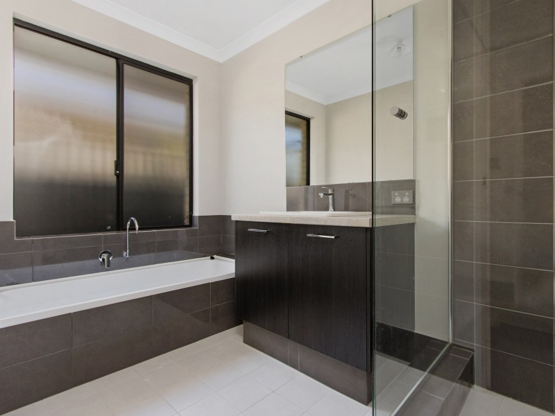 27 Holbeck Way, Baldivis WA 6171