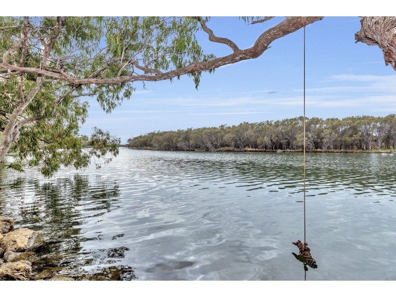 20B Roy Road, Coodanup WA 6210