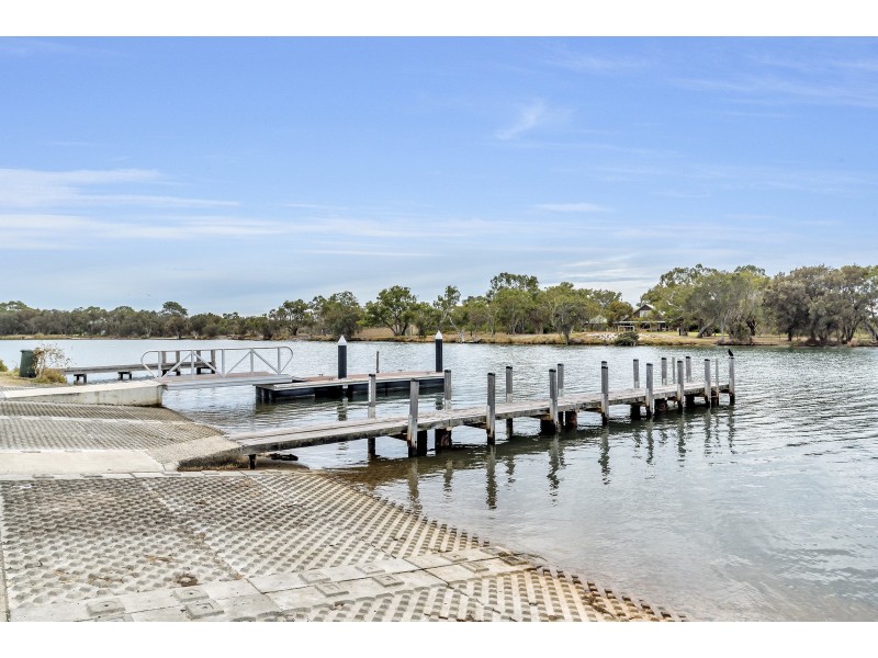 20B Roy Road, Coodanup WA 6210