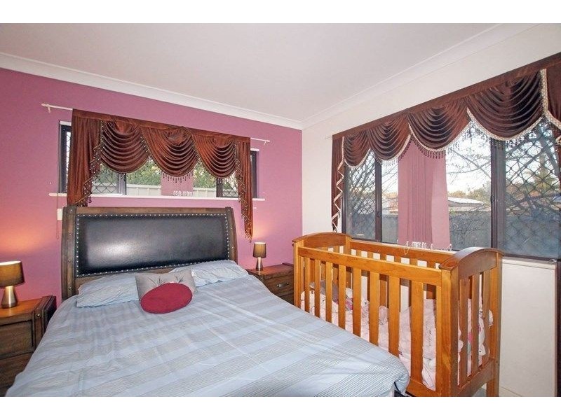 12 Bullfinch Way, Ballajura WA 6066