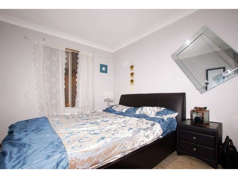 12 Bullfinch Way, Ballajura WA 6066