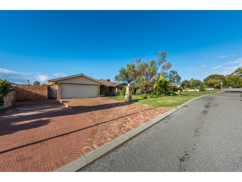 5 Gleneagles Close, Connolly WA 6027