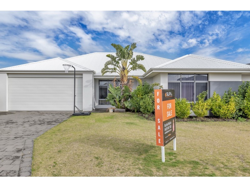 8 Diamante Place, Meadow Springs WA 6210