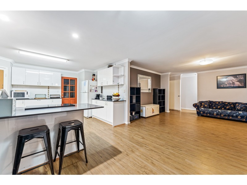 49 Innesvale Way, Carramar WA 6031