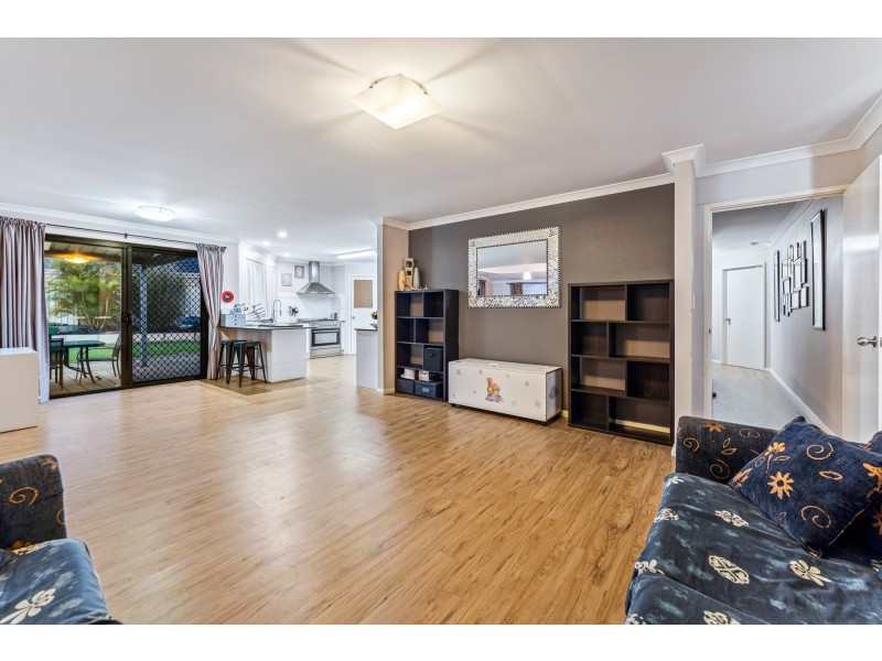 49 Innesvale Way, Carramar WA 6031