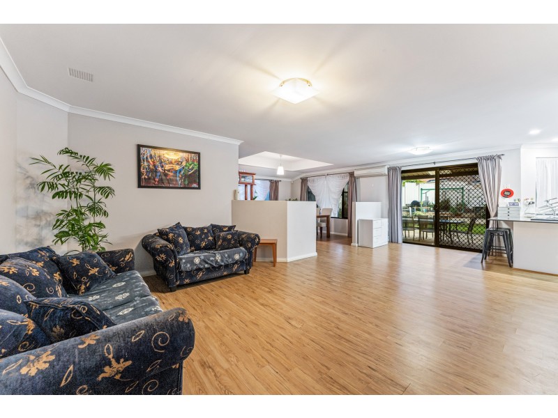 49 Innesvale Way, Carramar WA 6031