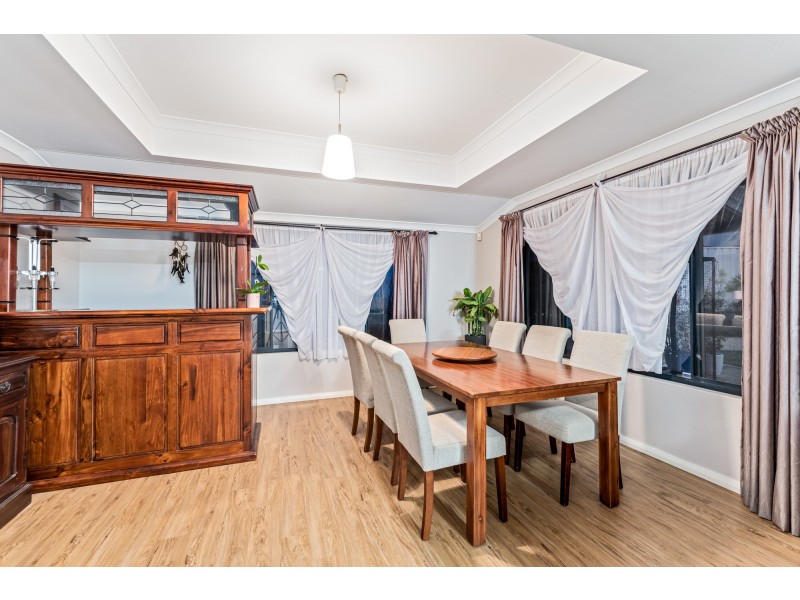 49 Innesvale Way, Carramar WA 6031