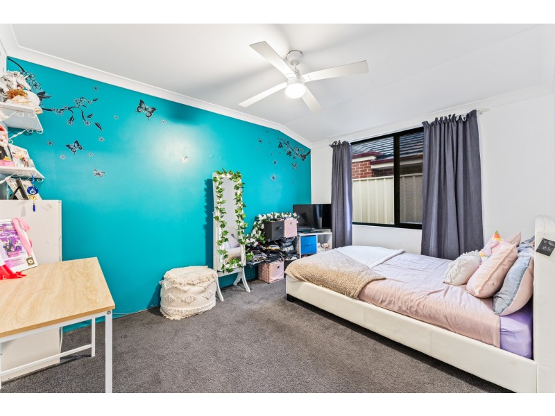 49 Innesvale Way, Carramar WA 6031