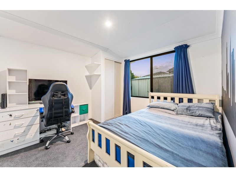 49 Innesvale Way, Carramar WA 6031