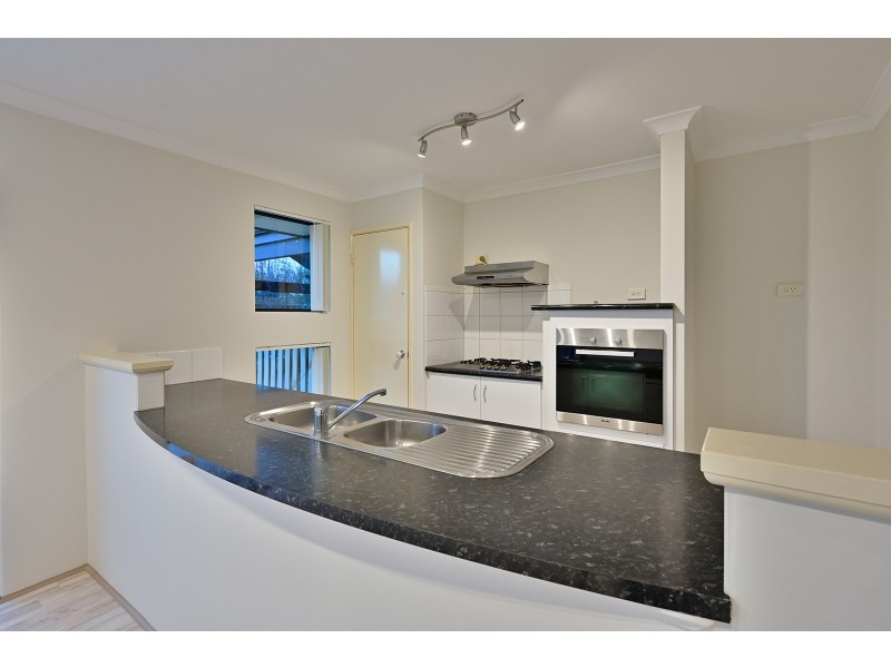 22 Olympus Loop, Merriwa WA 6030