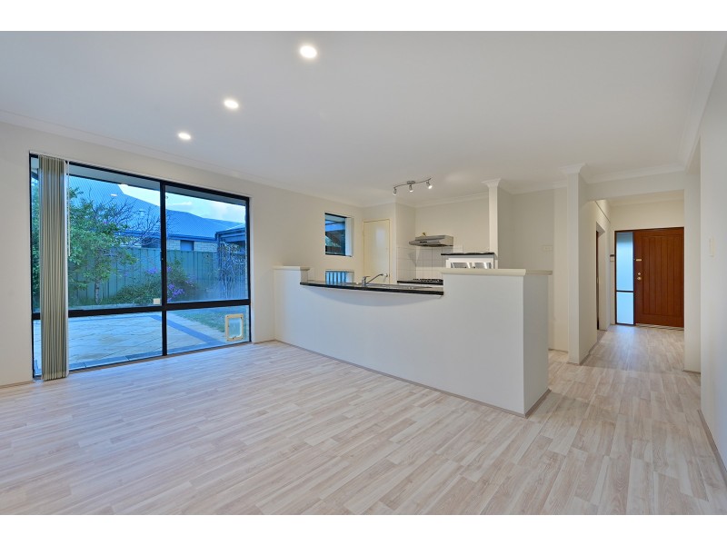 22 Olympus Loop, Merriwa WA 6030