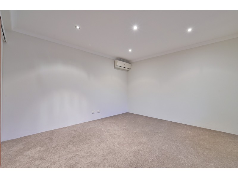 22 Olympus Loop, Merriwa WA 6030